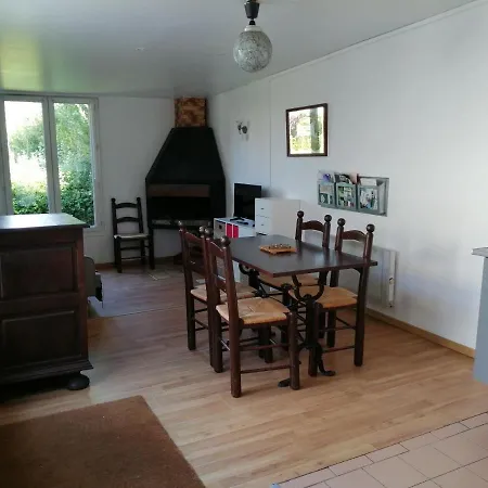 Apartment Avec Terrasse-plein Pied Saint-Aubin-Sur-Mer (Calvados)