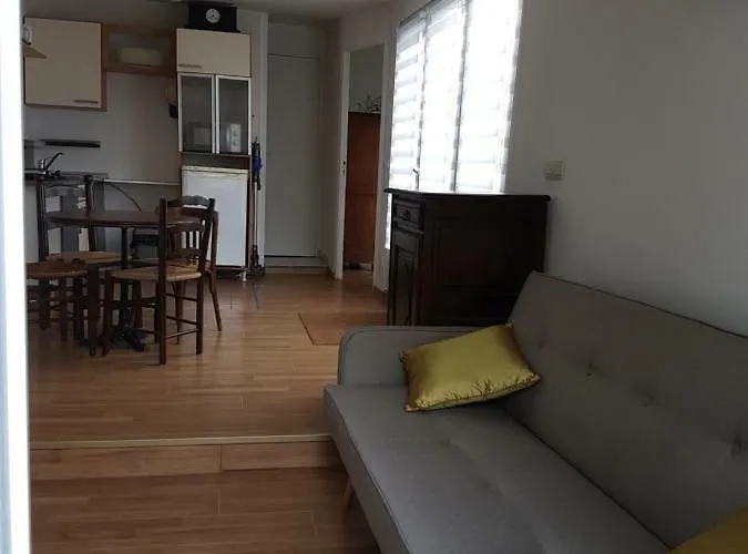 Avec Terrasse-plein Pied Ou -plein Pied Apartment Saint-Aubin-Sur-Mer (Calvados)